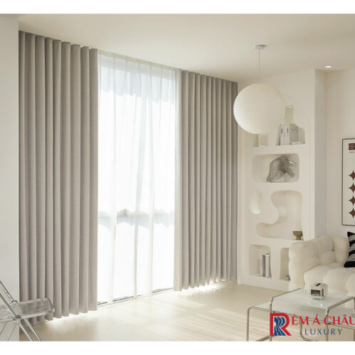 Rèm Vải màu be Beige cửa chính phòng khách
